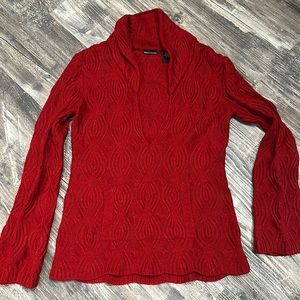Long sleeve sweater
